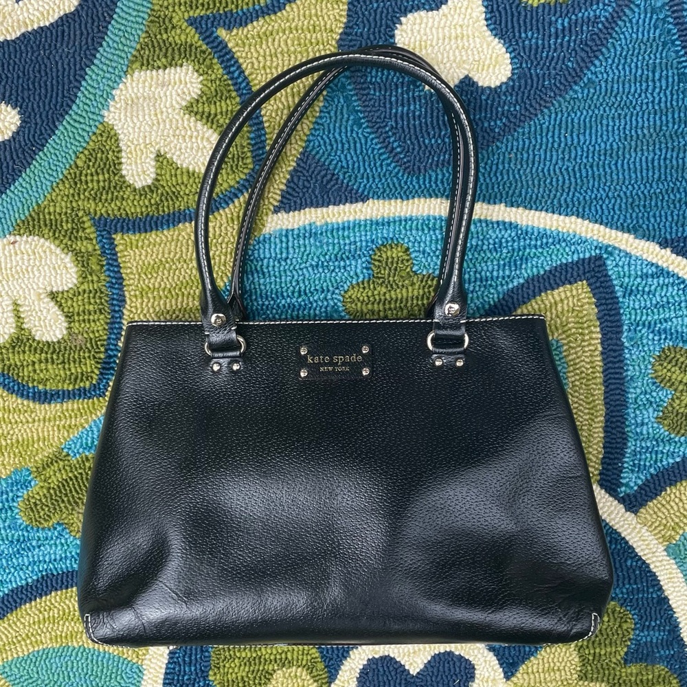 Kate Spade ♠️ w/ pink interior gently used handbag